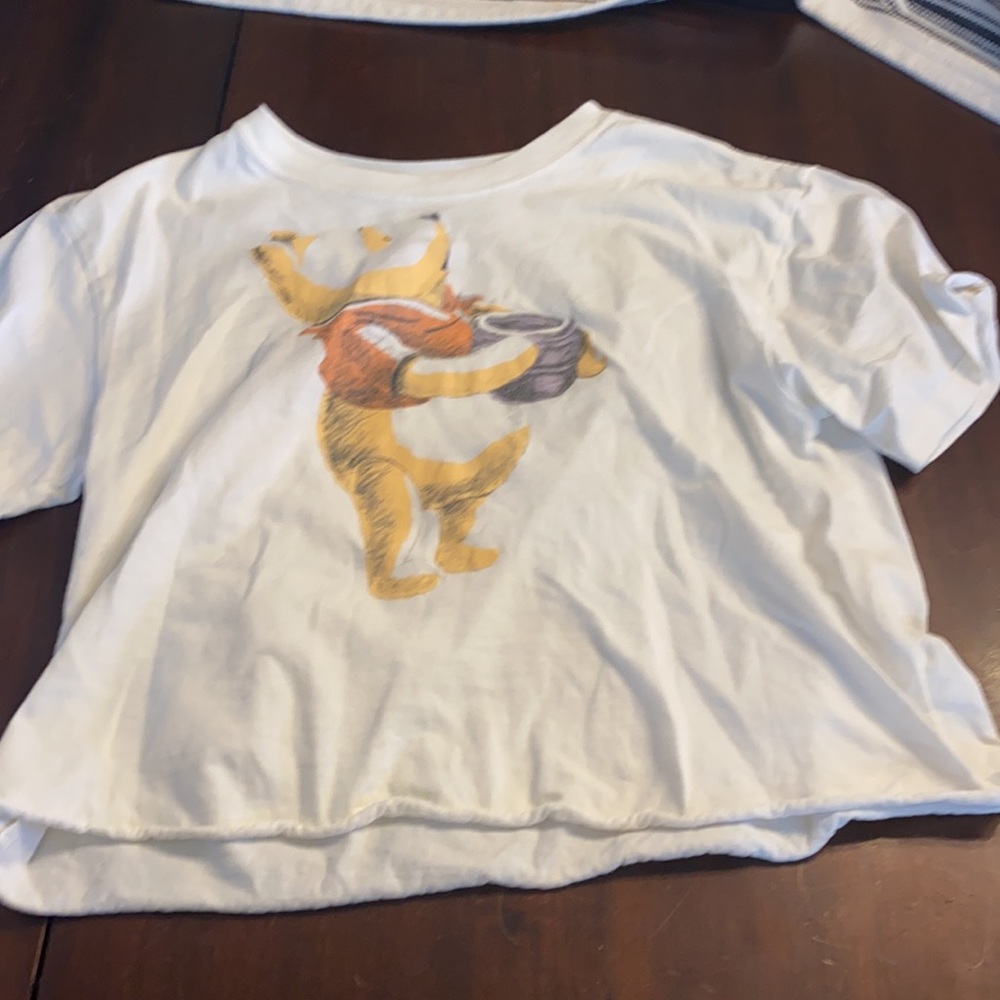 Disney crop top - Picture 2 of 3